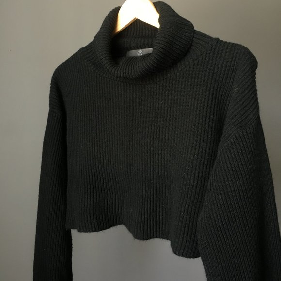 Missguided Cropped Knit Roll Turtleneck - Picture 4 of 5
